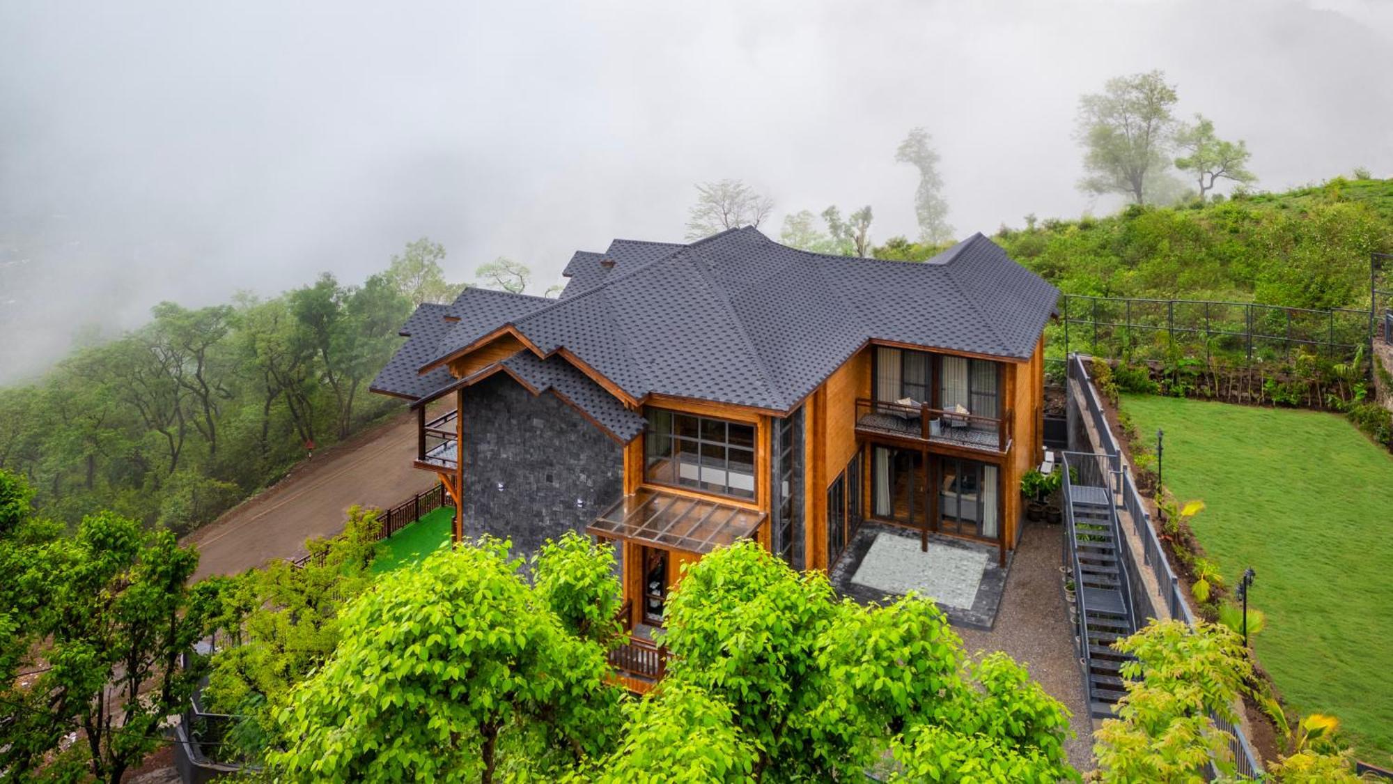 Ama Stays & Trails Kashi House, ริชิเคช ภายนอก รูปภาพ